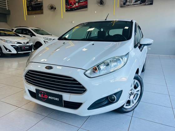 FORD FIESTA 1.5 SE HATCH 16V FLEX 4P MANUAL FORD FIESTA 1.5 SE HATCH 16V FLEX 4P MANUAL